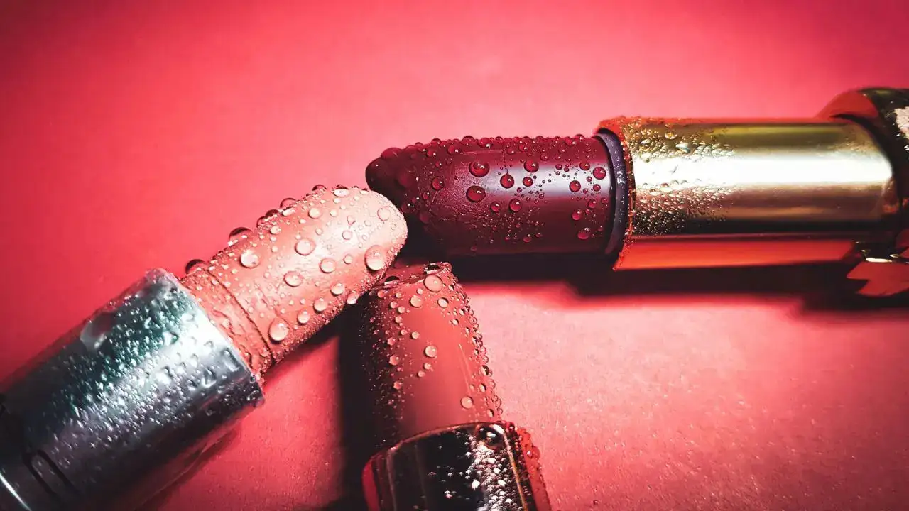 Latest Lipstick Trends 2025: Daring Shades, Hydrated Hues & Affordable Picks